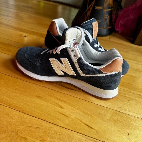 New Balance 574 Natural Indigo Faded Mahogany‎